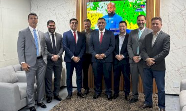 Delegado Heron Ferreira da Silva Muneyme recebe Título de Cidadão do Amazonas em solenidade na Aleam