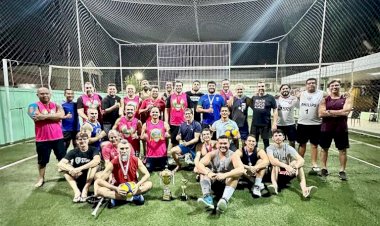 Vôlei de areia reuniu atletas acima dos 40 anos em torneio solidário em Manaus