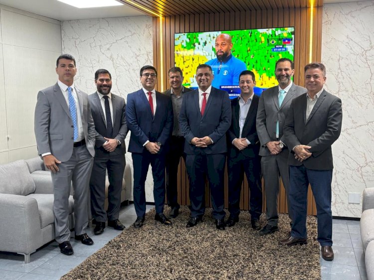 Delegado Heron Ferreira da Silva Muneyme recebe Título de Cidadão do Amazonas em solenidade na Aleam